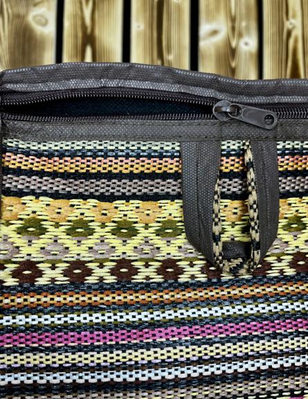 ابعاد مختلف